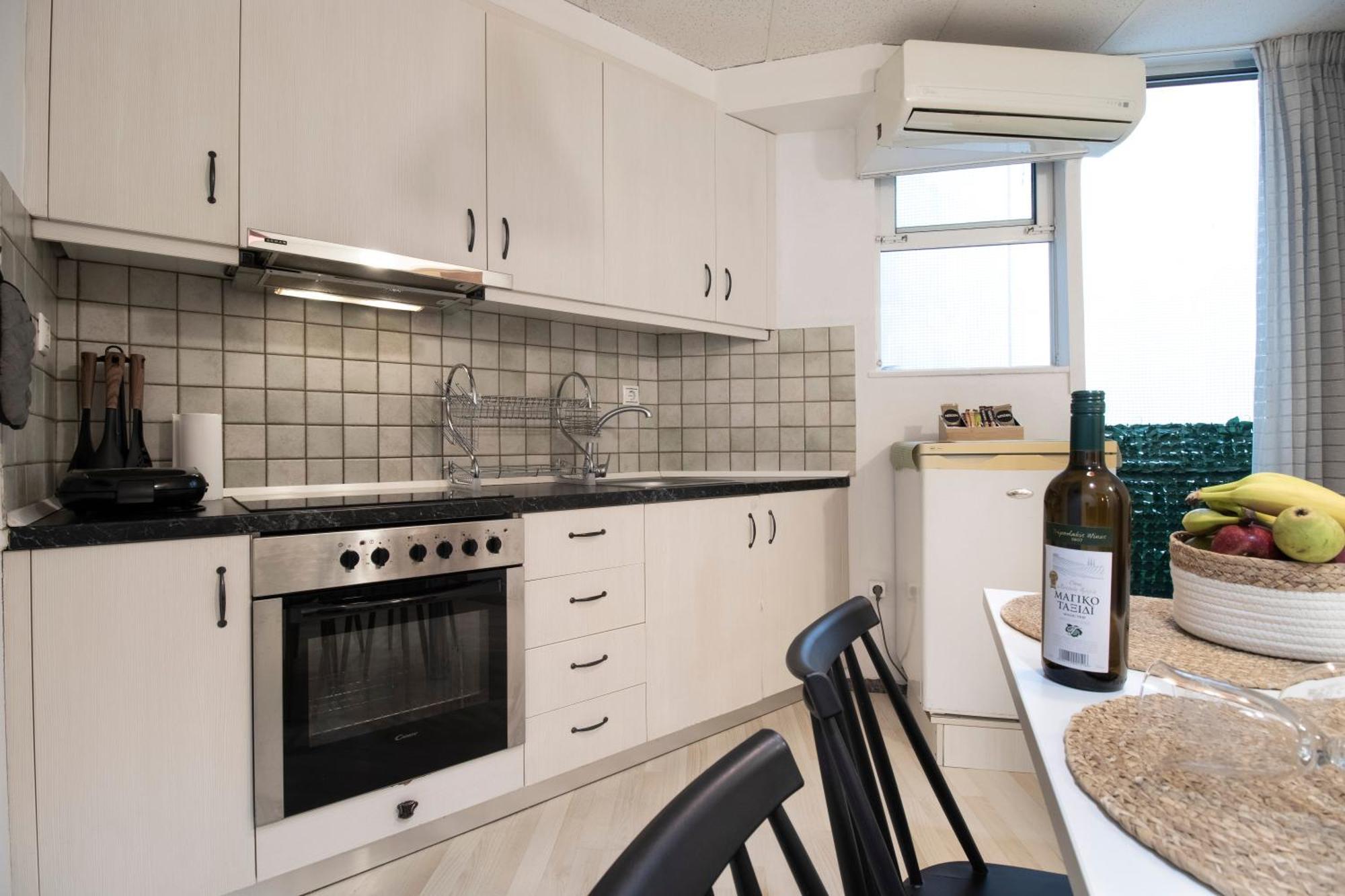 Modern City Apt In The Heart Of Heraklion Eksteriør bilde